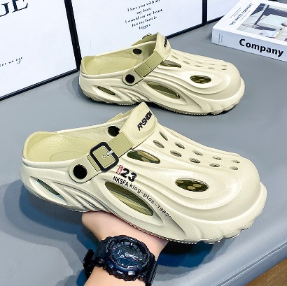 Zapatos Dongdong para hombre 2024 nuevo verano para usar sandalias antideslizantes al aire libre aumentando la altura de la base deportiva de conducción zapatillas de cabeza