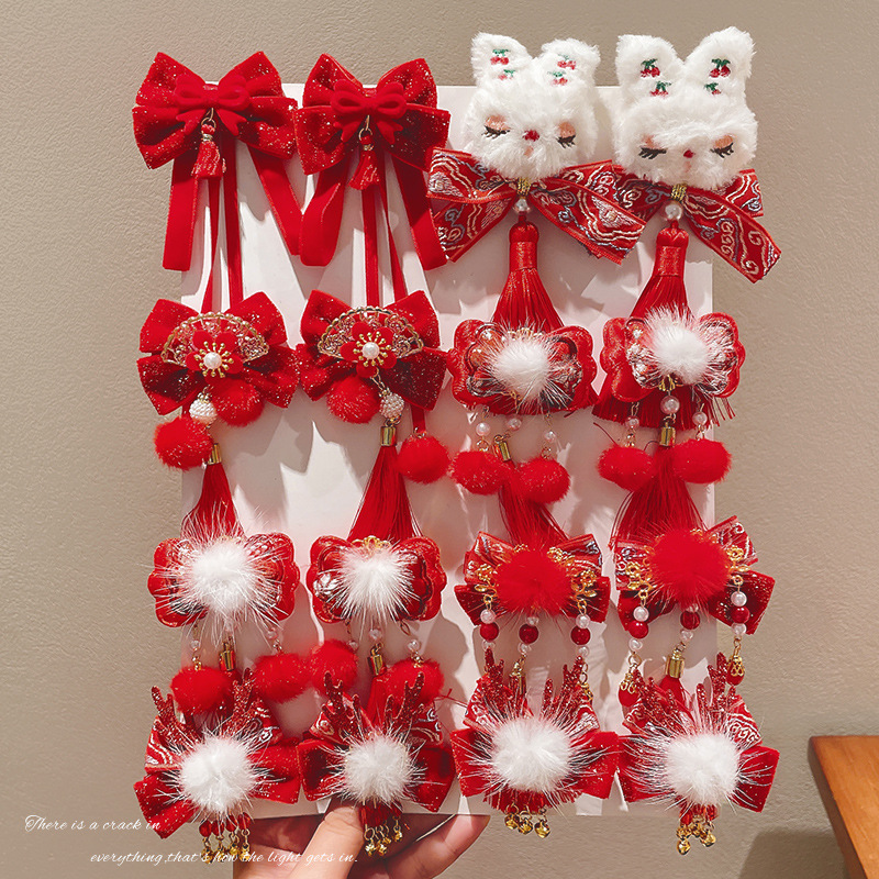 Ancorá clip de pelo de peluche rojo clip de cabello para niños tarjetas de cabello de caballo para niña adornamientos de cabello de Año Nuevo al por mayor