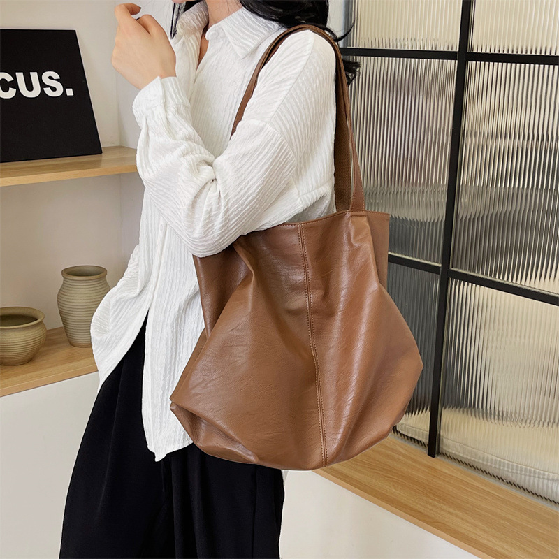 Bolsa de comercio exterior transfronteriza, bolsos de moda y ocio, bolsos de hombro, bolsos axilares ligeros y de gran capacidad, bolsos especiales para mujeres de piel blanda