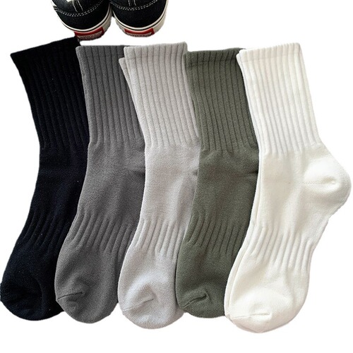 Couple style mid-calf socks, men's sports stockings, student wholesale solid color cotton socks, four-season high-top basketball socks