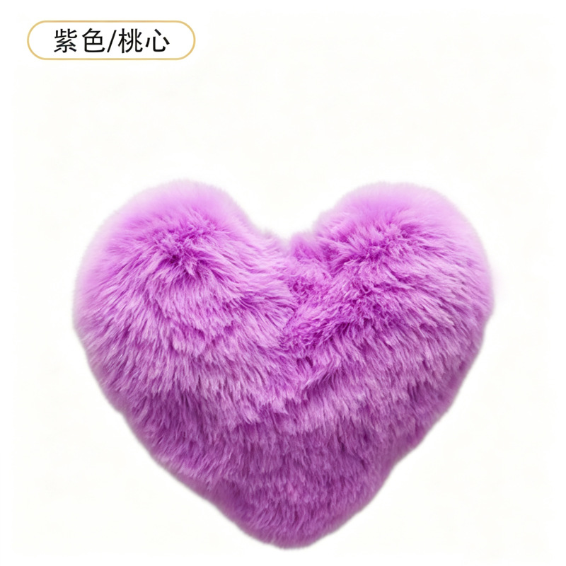 Fabricante en stock felpa melocotón corazón bolsa Accesorios felpa artificial en forma de corazón llavero accesorios 8*9cm Bola de piel image 9