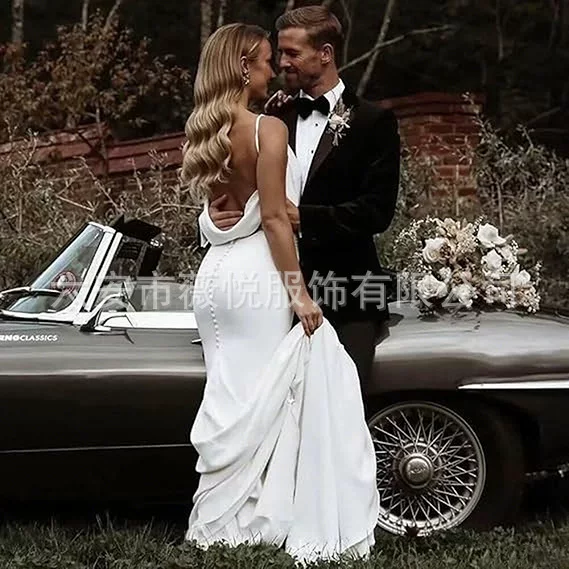 European and American Style White Strapless Wedding Dress with a Small Train, 2026 New Model, Elegant and Simple, Suitable for Travel Photography, Backless Light Wedding Gown, Mermaid Dress