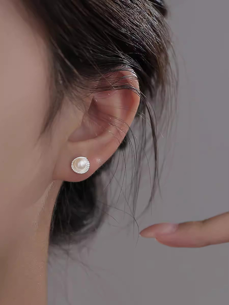 Holiday, Daily Occasion 1 Pair 925 Sterling Silver Freshwater Pearl Shell Ear Studs