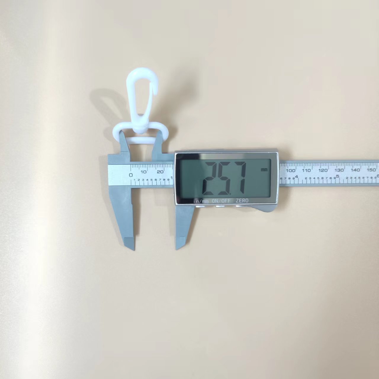 5d8851734e4501d09ffb96eb1a2a3d