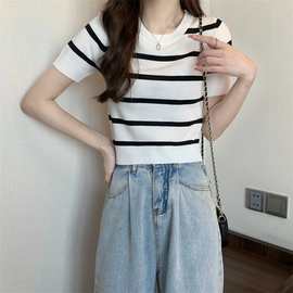 新款撞色条纹短款上衣女夏季薄款修身显瘦正肩套头针织衫T恤休闲