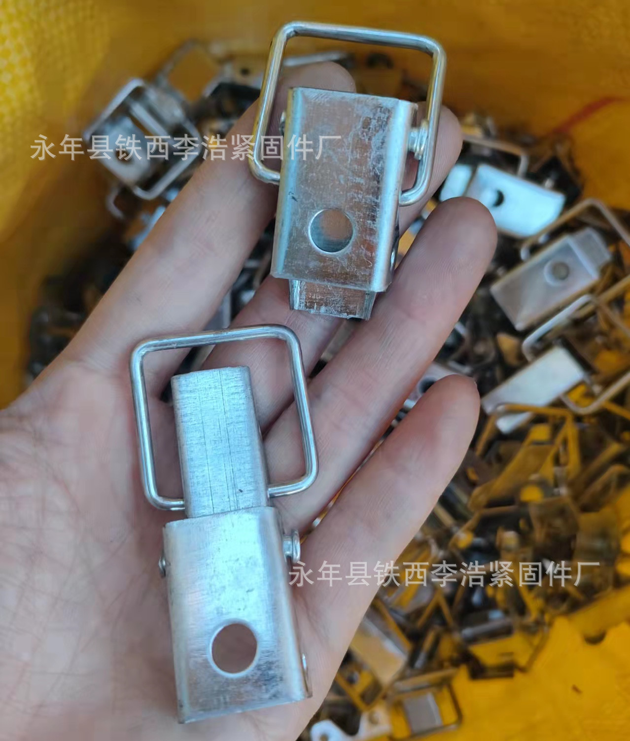 焊扣 箱包扣 桥架焊扣 盖板焊扣 桥架扣锁 小号 中号 不锈钢 镀锌