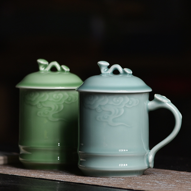 青瓷茶杯男士个人家用水杯中式陶瓷带盖杯创意祥云办公高档会议杯