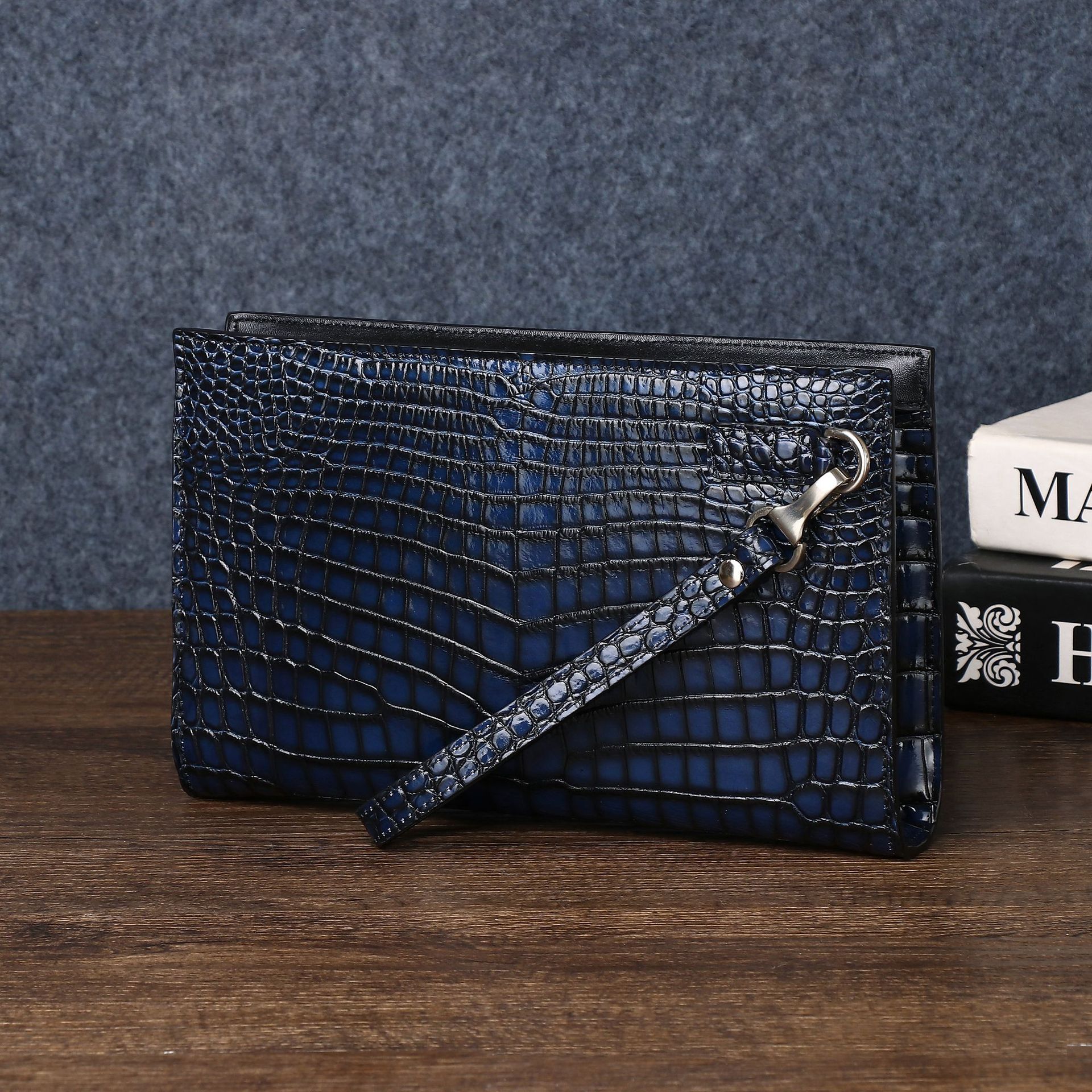 Túi clutch nam da vân cá sấu cầm tay tài liệu dung tích lớn đa năng chi tiết 4