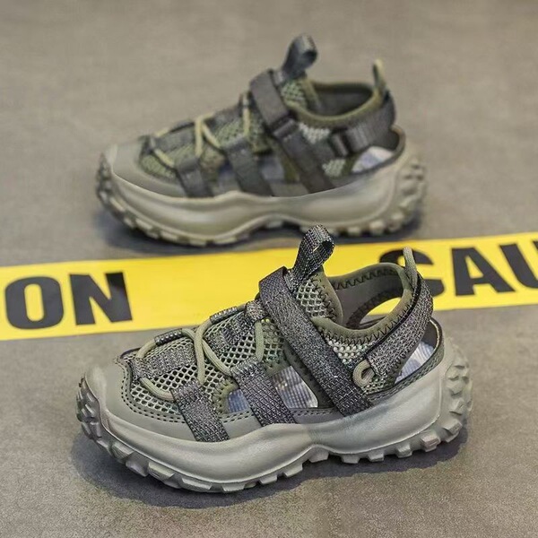 Summer breathable children's sports sandals for boys