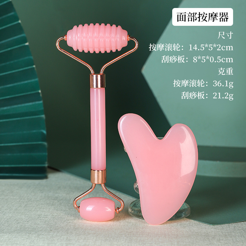 Rodillo facial de cristal en forma de corazón para masaje y lifting