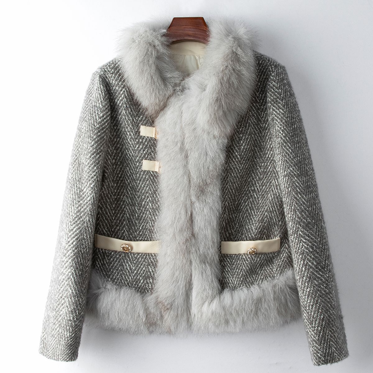Eine kleine Menge Kleidung Haining 2024 Winter neue Woll jacke Damen Fuchs Pelz kragen kleine duftende Goose Samt Kleidung
