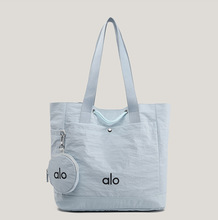 �羳�͹�ͨ�����ذ�Ů2025�ﶬ�¿����e�p�����ΰ�������ϰ��S��