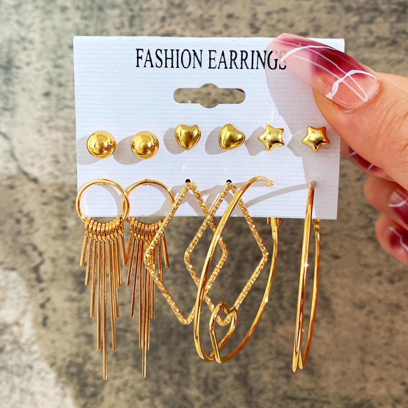 欧美跨境新款珍珠女士耳环 复古金色耳圈套装6件套Earrings Set 欧美跨境新款珍珠女士耳环 复古金色耳圈套装6件套Earrings Set