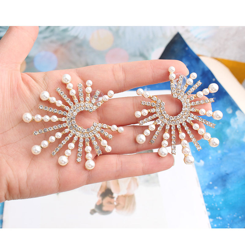 Luxurious Flower Alloy Plating Artificial Pearls Rhinestones Womenu0027S Ear Studs 1 Pair