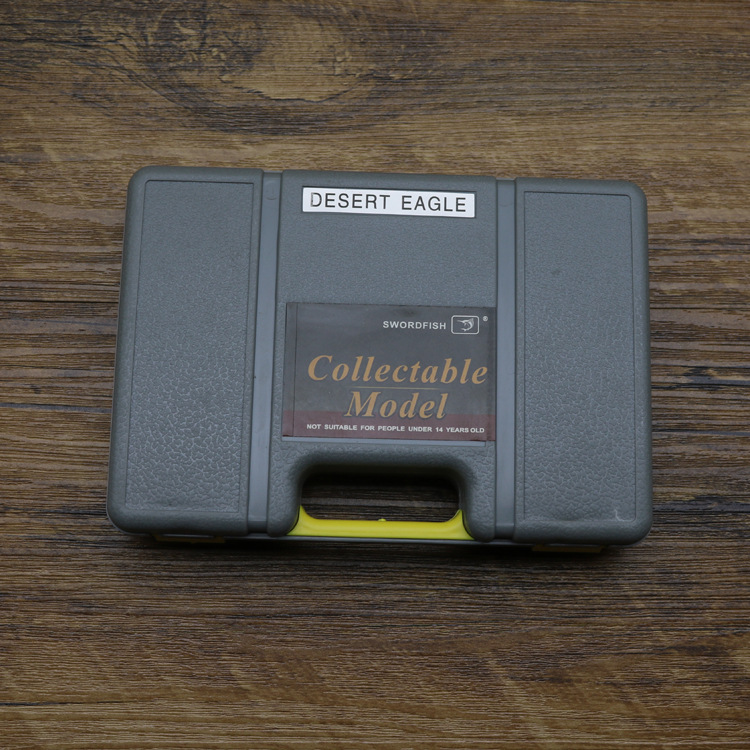 Shell Throwing Sandhawk 3.jpg