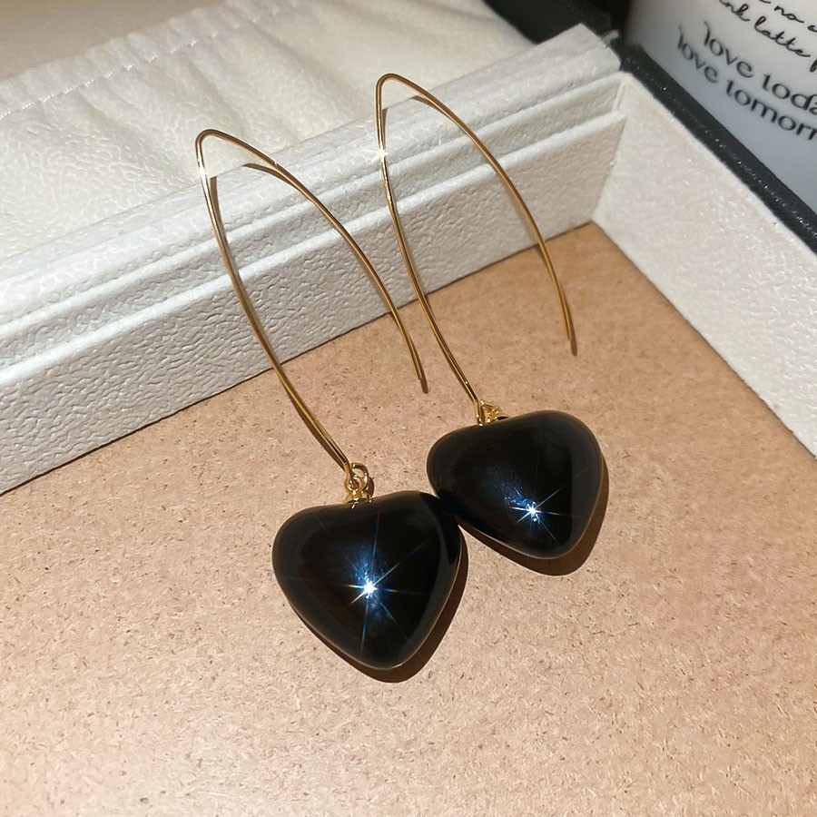 Pendientes geométricos con pliegues irregulares con cuentas de vidrio con aguja de plata Pendientes de alta calidad de temperamento negro Pendientes ligeros de lujo