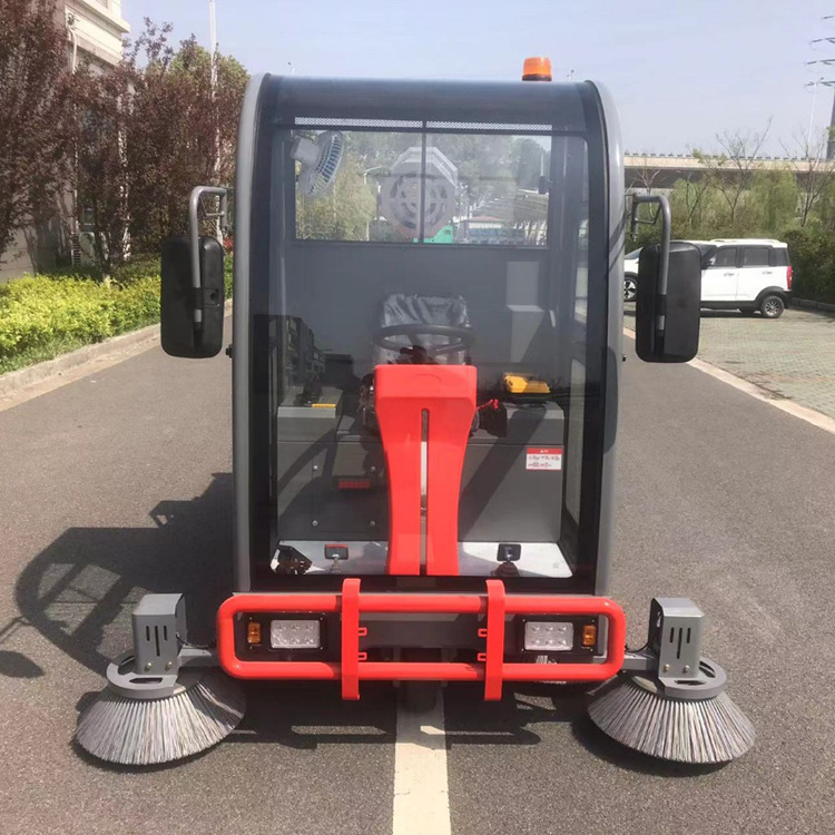 火车站用电动驾驶式扫地机KS9克莱森清扫吸尘喷洒保洁设备