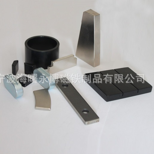 供应钕铁硼强磁 圆形磁铁 磁钢 磁铁N42  N35EH 镀黑环氧