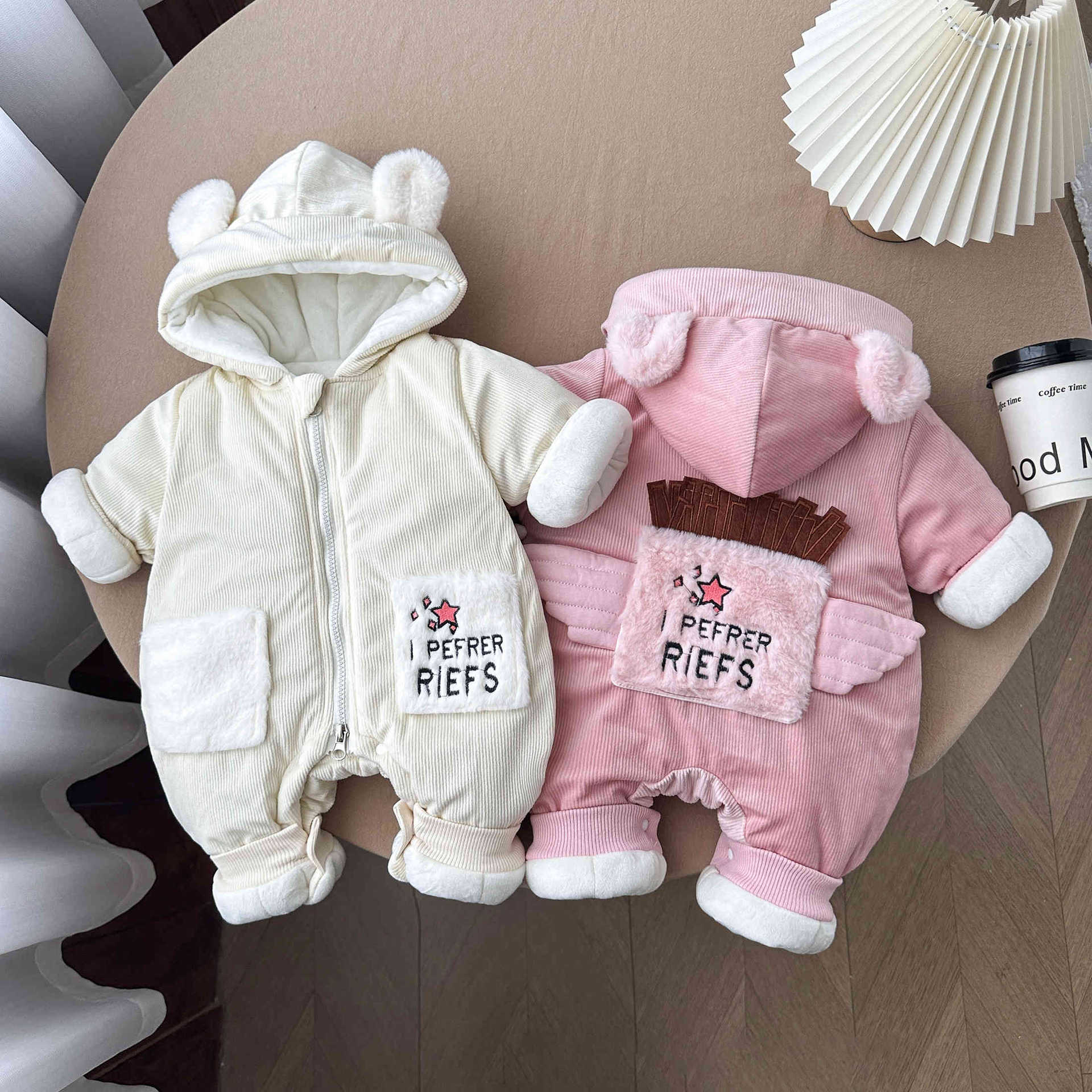 Ropa de una pieza de otoño e invierno para bebés recién nacidos, ropa de salida para bebés, chaqueta de ala, chaqueta acolchada de algodón, traje de lana de invierno