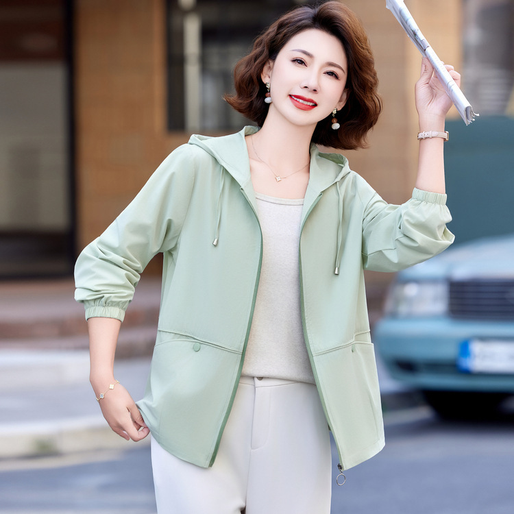 秋季衣服女大码宽松连帽女新款中年女装秋装外套时尚中老年妈妈装|undefined