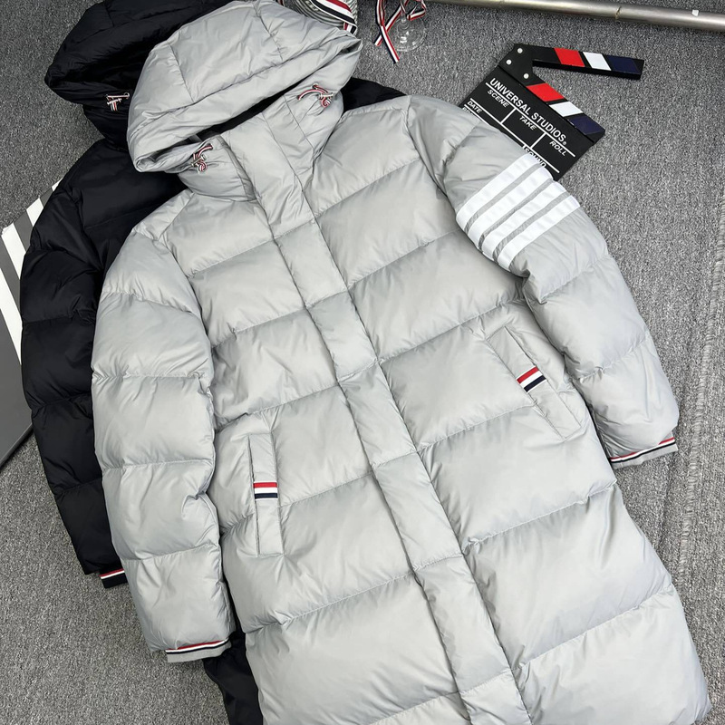 Factory Store High-Quality New Autumn and Winter Four-Stripe Striped Long-Sleeve Hooded Zip Pocket down Jacket for Men and Women