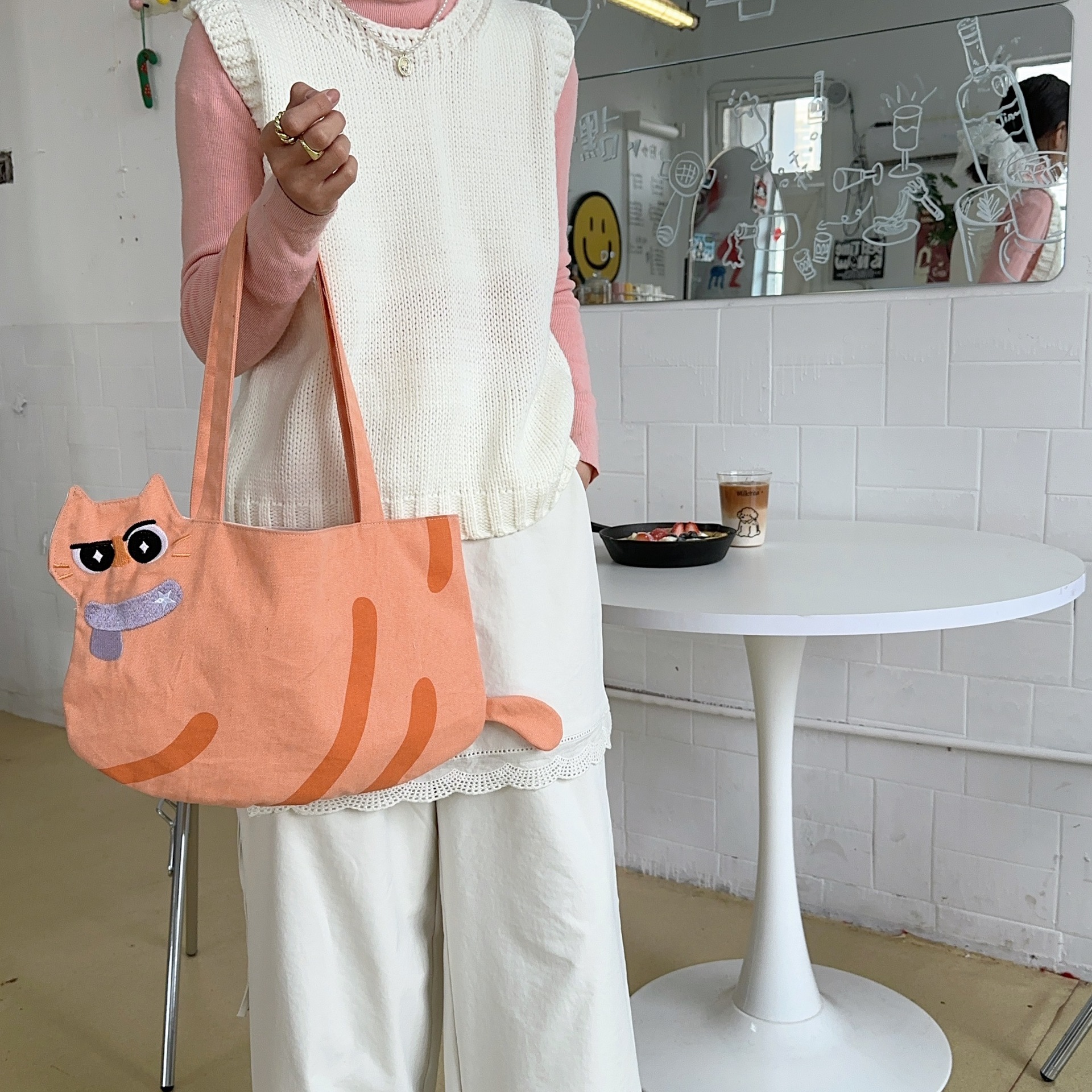 Women's Canvas Cat Cute Square Open Tote Bag display picture 30