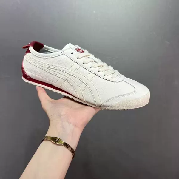 White and Red Tail (pure original high quality)