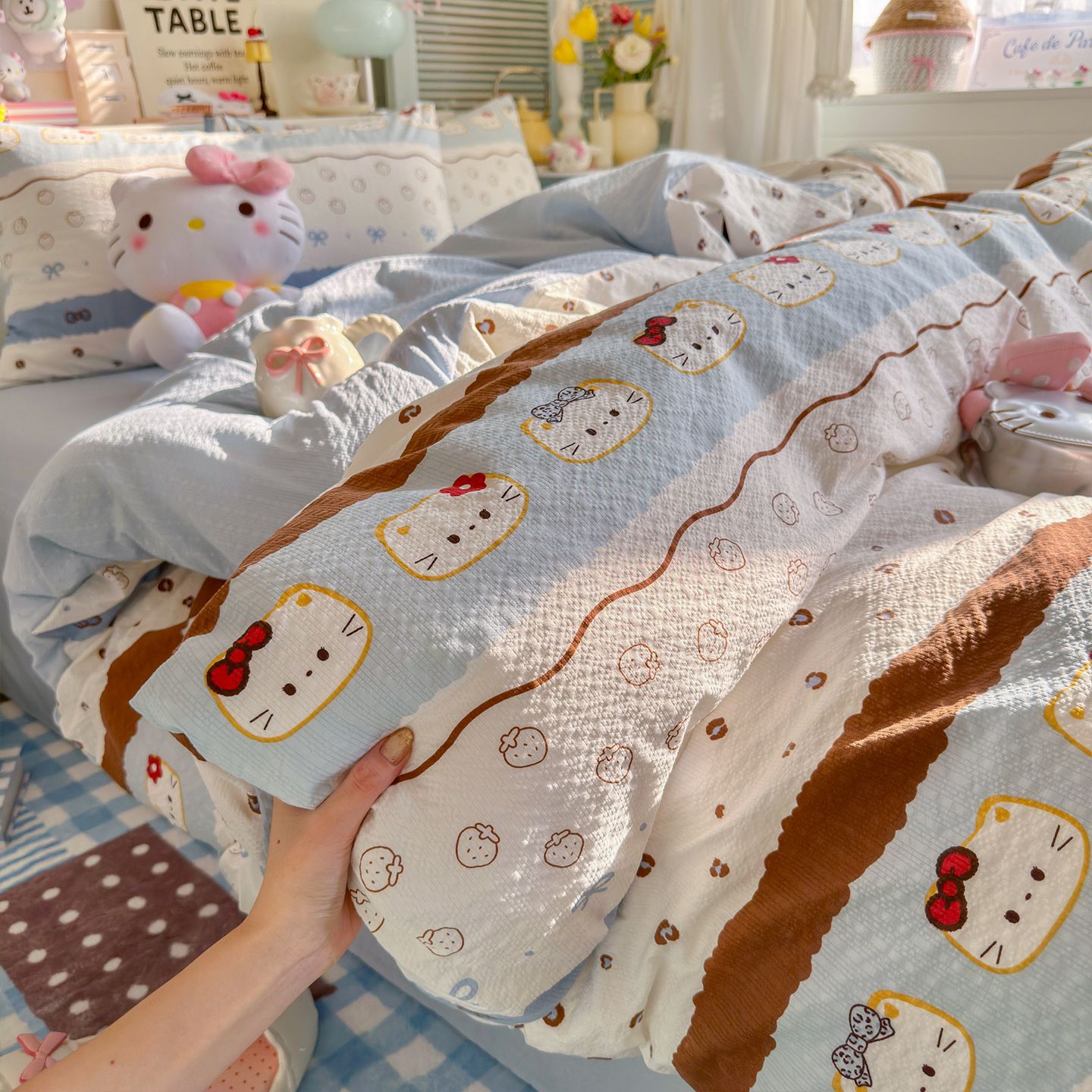 Una clase de cuatro piezas de madres y bebés de grado nuevo ultra suave sábanas de algodón cubierta de cubierta dormitorio de estudiantes camas de tres piezas