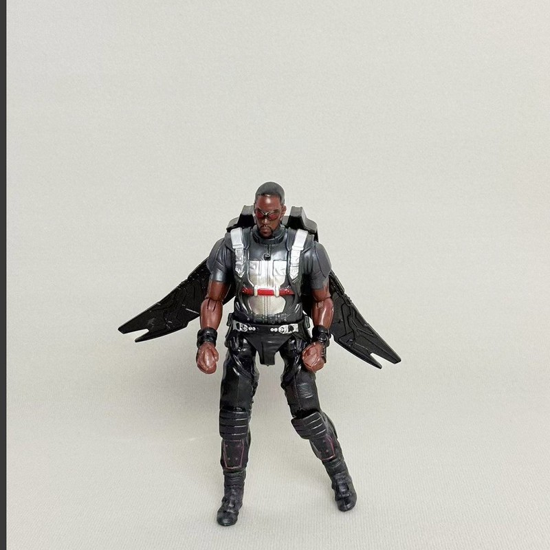 アベンジャーズ英雄アイアンマンスパイダーマン緑巨人滅覇関節可動置物フィギュア玩具|undefined