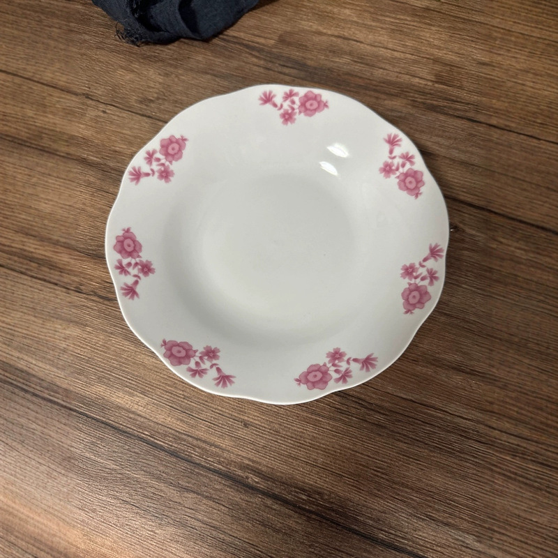 8 Inch Pink Flaw Classic Nostalgic All-Ceramic Ceramic Plate 8 Inch Pink Flaw Classic Nostalgic All-Ceramic Ceramic Plate