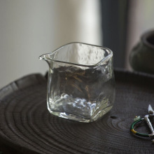 2耐热鹰嘴方形公道杯玻璃高档耐高温锤纹方公杯家用功夫茶具