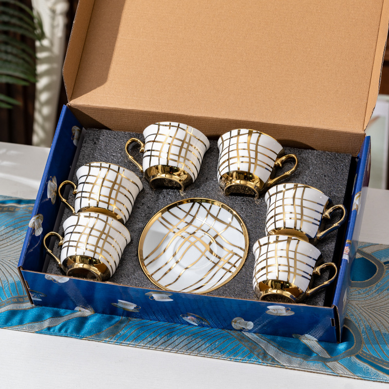 Nuevo juego de tazas de café de alto valor Taza de té de la tarde para el hogar Taza de café Phnom Penh Taza de té de salón de belleza Comercio exterior al por mayor