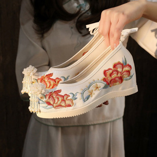 New Hanfu Shoes for Female Students Antique Embroidered Shoes for Women Matching Hanfu Inner Height Increasing Antique Shoes Cross-border with Chinese Elements