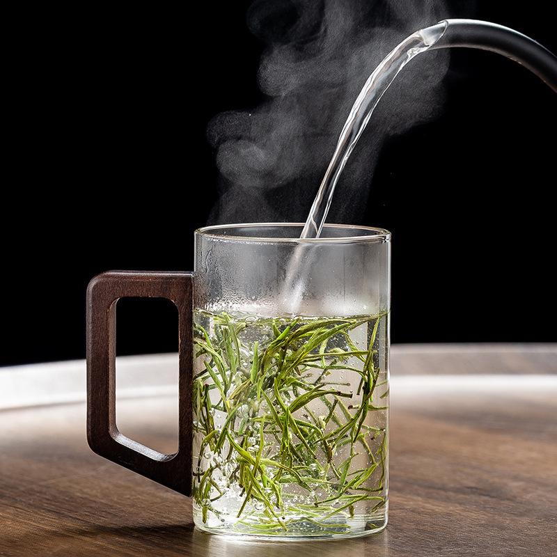Walnut Handle Tea Cup Drinking Cup High Borosilicate Glass Heat-Resistant Thickened Single-Layer Cup Simple Household Glass Cup Walnut Handle Tea Cup Drinking Cup High Borosilicate Glass Heat-Resistant Thickened Single-Layer Cup Simple Household Glass Cup