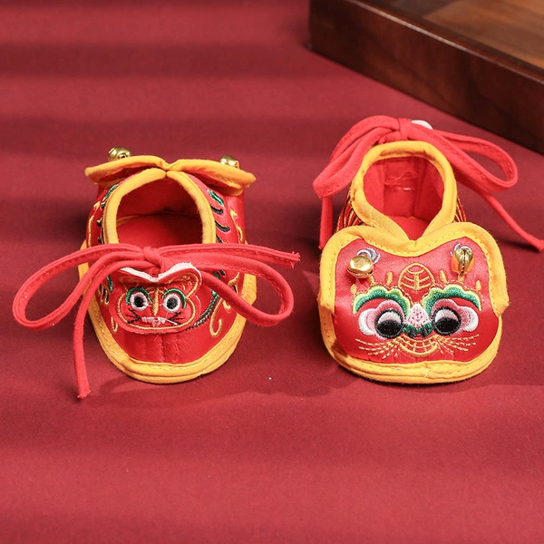 H01 orange red