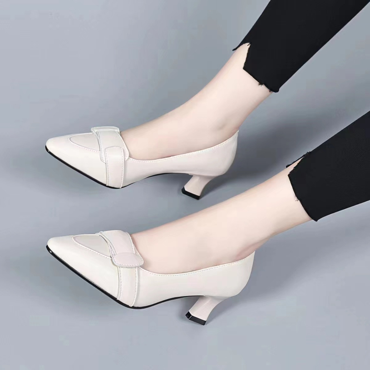 Giày cao gót nữ mũi nhọn da thật gót 7 cm đế mềm công sở — Màu đen (Chiều cao gót 7 cm)