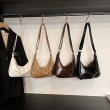 θ߼|аŮ2024¿ﶬ͹СбͨӰ