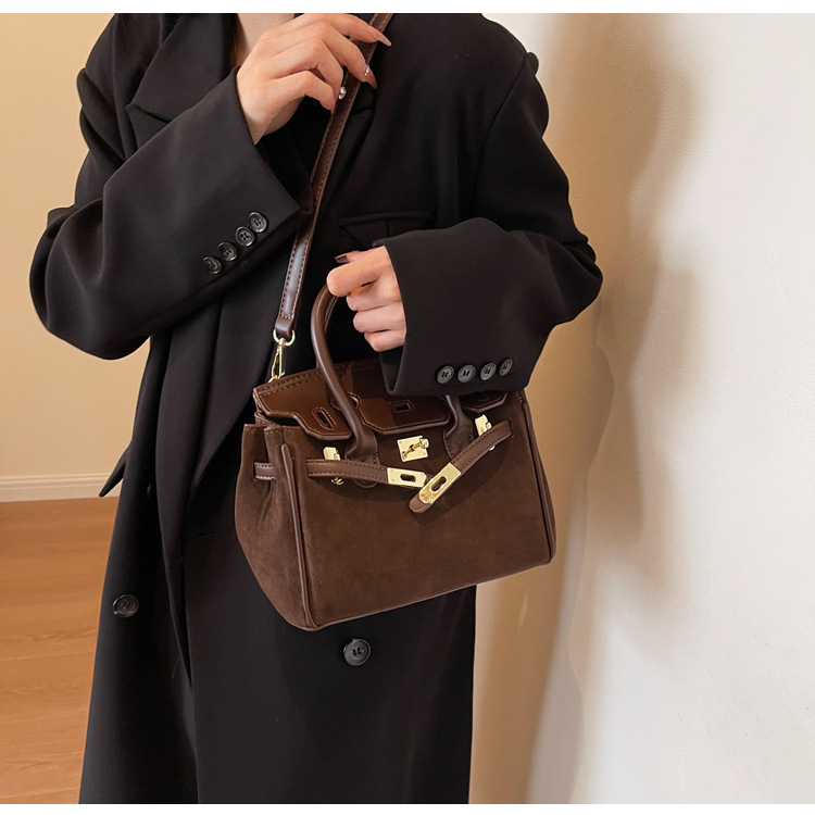 Új, népszerű retró keresztpántos táska, divatos és sokoldalú, kiváló minőségű, egy vállra akasztható táska, kicsi és népszerű kézi platina táska nőknek_voghion.com