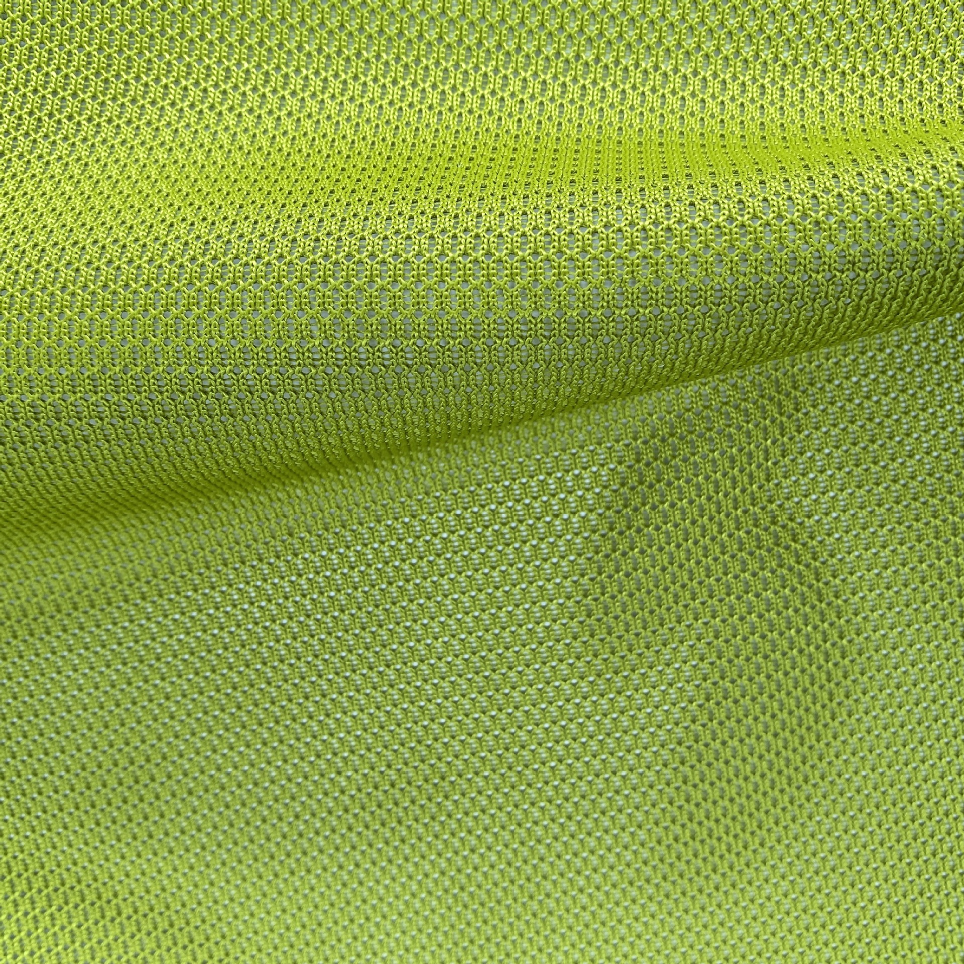 生产厂家经编涤纶网眼布鞋材箱包办公椅靠背座椅网布透气透气舒适