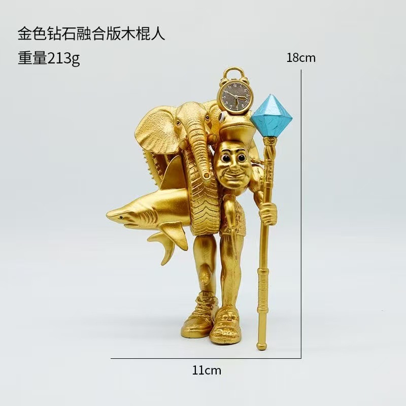 Versión dorada de la combinación de hombre de palo de madera extraño de costura, neumáticos de elefante ensamblados, todo divertido modelo de muñeca de decoración de escritorio