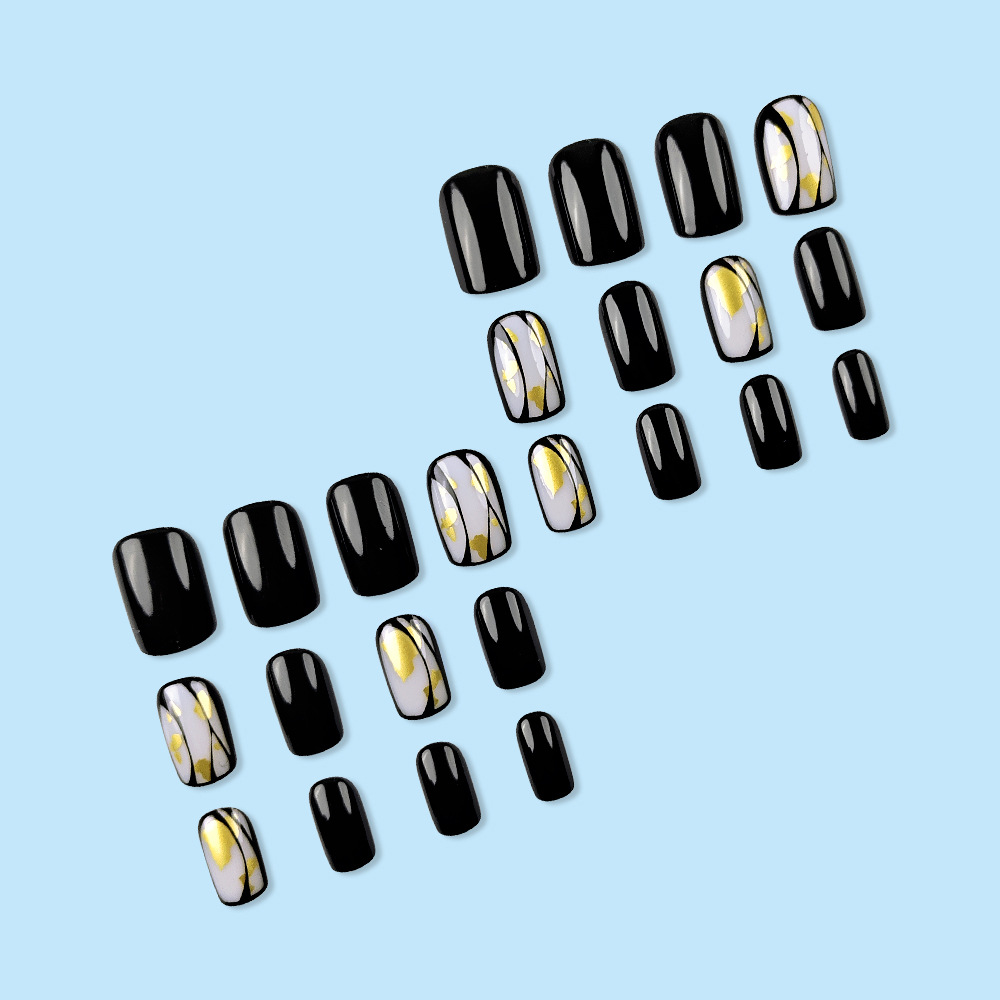 Ventas transfronterizas calientes de estilo de vestir de estilo europeo de manicura de lámina de oro parches de uñas negras para vestir una sensación de alto nivel de otoño