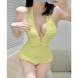 新款感简约大气条纹连体泳衣显瘦沙滩度假泳衣黄色显白性感夏