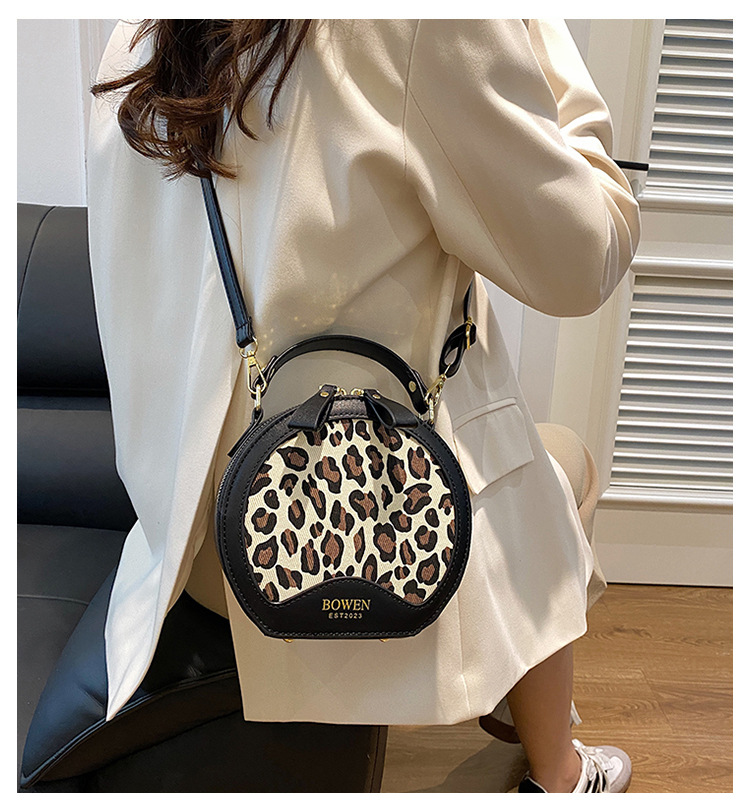 Women's 2024 popular niche fashion plaid crossbody texture handheld small round bag_voghion.com