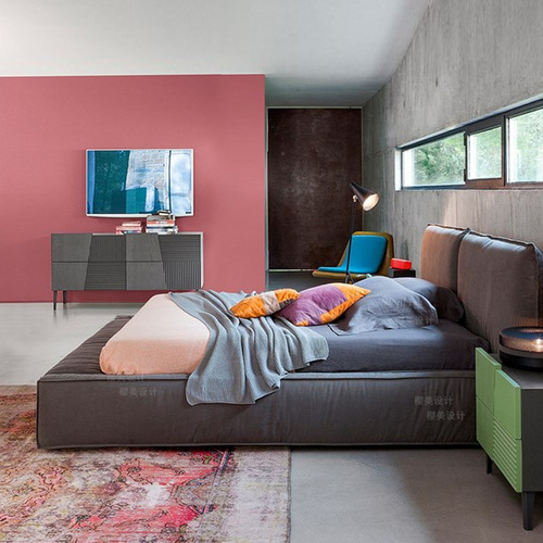 Nordic modern minimalist leather double bed, Italian light luxury 1.8-meter bedroom wedding bed, INS small apartment leather furniture