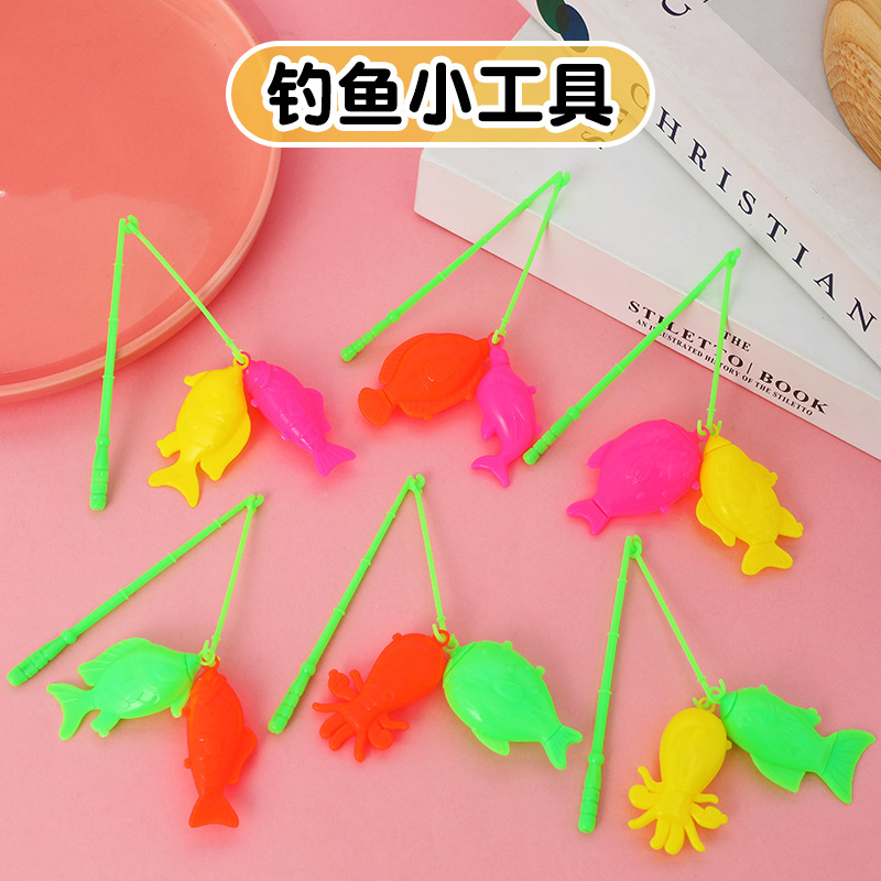 Juguetes creativos de pesca de dibujos animados Día de los niños fiesta regalos juguetes al por mayor pequeños regalos caseros