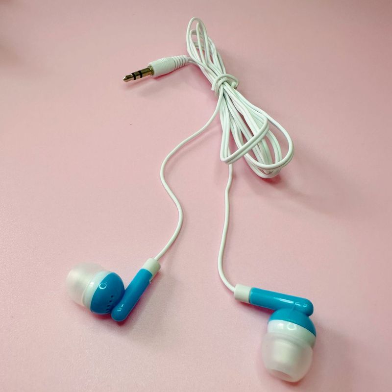 ソースメーカーの有線入耳式イヤホンは、マークMP3なしでギフトイヤホン航空イヤホンを適用します|undefined