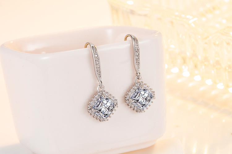 Retro Rhombus Copper Drop Earrings Plating Zircon Copper Earrings 1 Pair