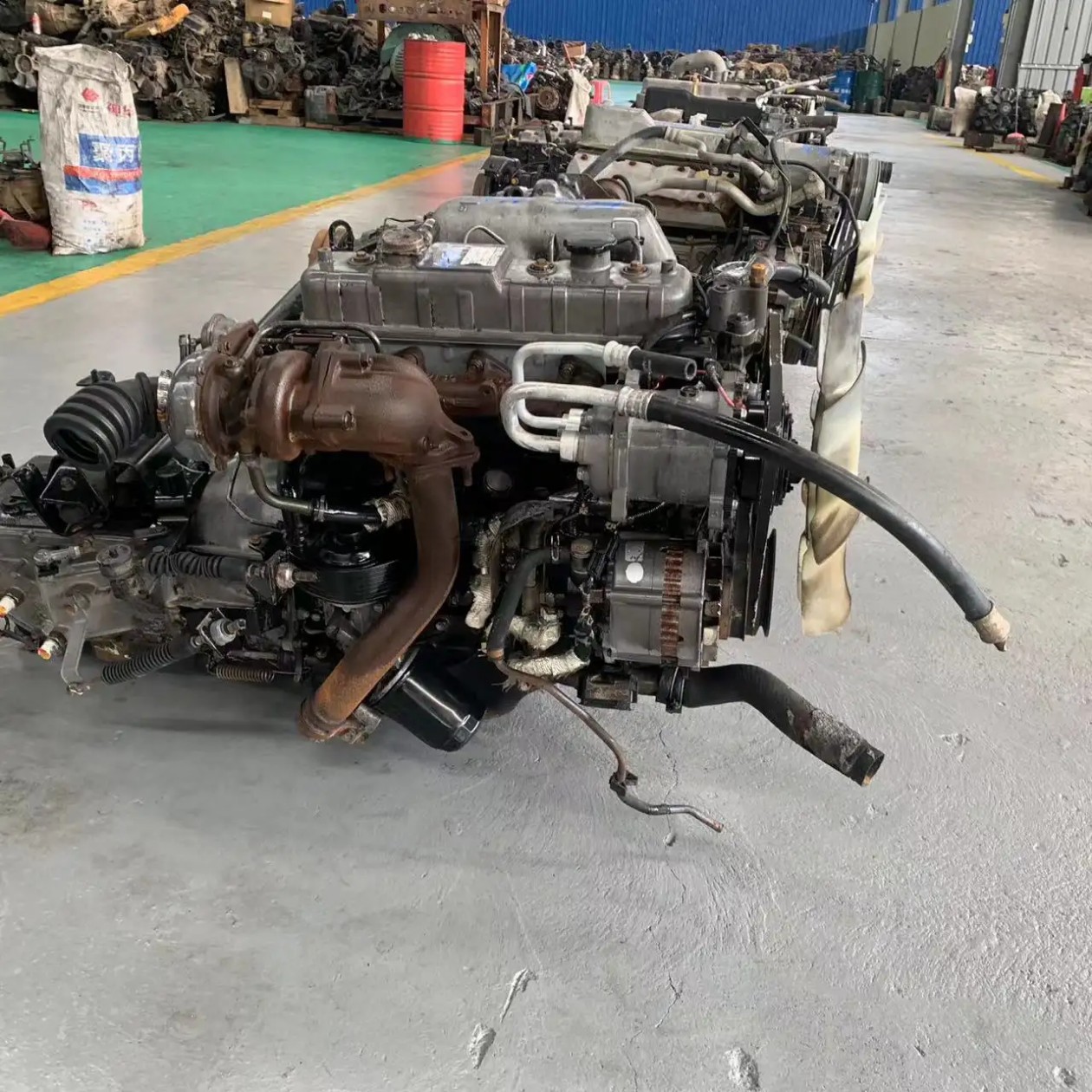 Isuzu Suitable for Second-Hand Diesel Engines 4-Cylinder 4Jb1 Engine Turbo 4Jb1T Diesel Engine