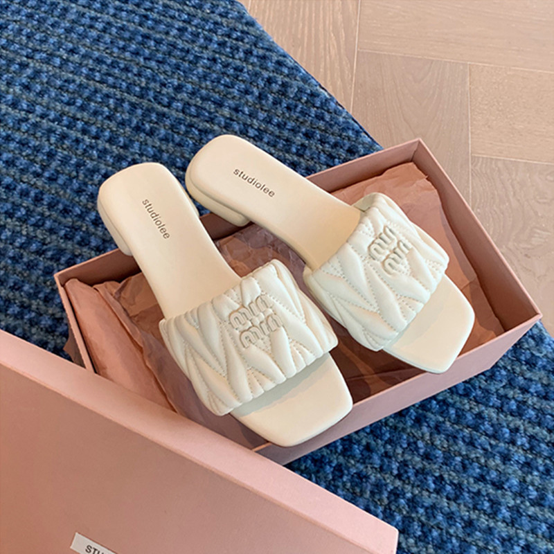 Su Yin's Same Style 2025 Summer Oil Painting ~ Amiu's Pleated Square Toe Slippers Sandals for Women's Spring Outer Wear