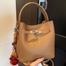 �߼����p����֦�y����С����Ů�＾�¿�ܛƤˮͰ���ٴ�ͨ��б���